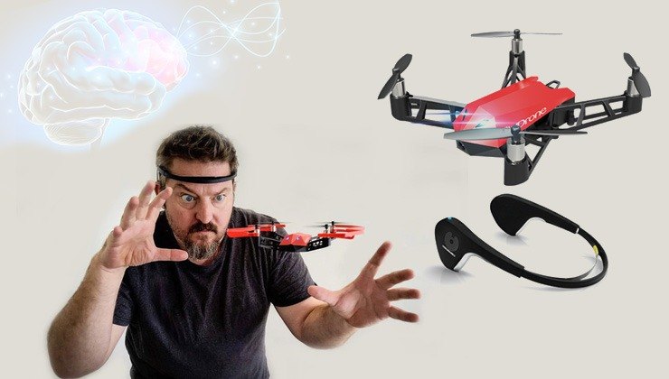 UDrone ─ 脳波でコントロールするドローン